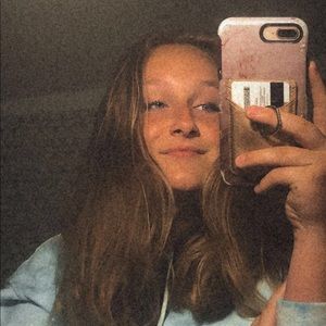 Meet your Posher, Briton